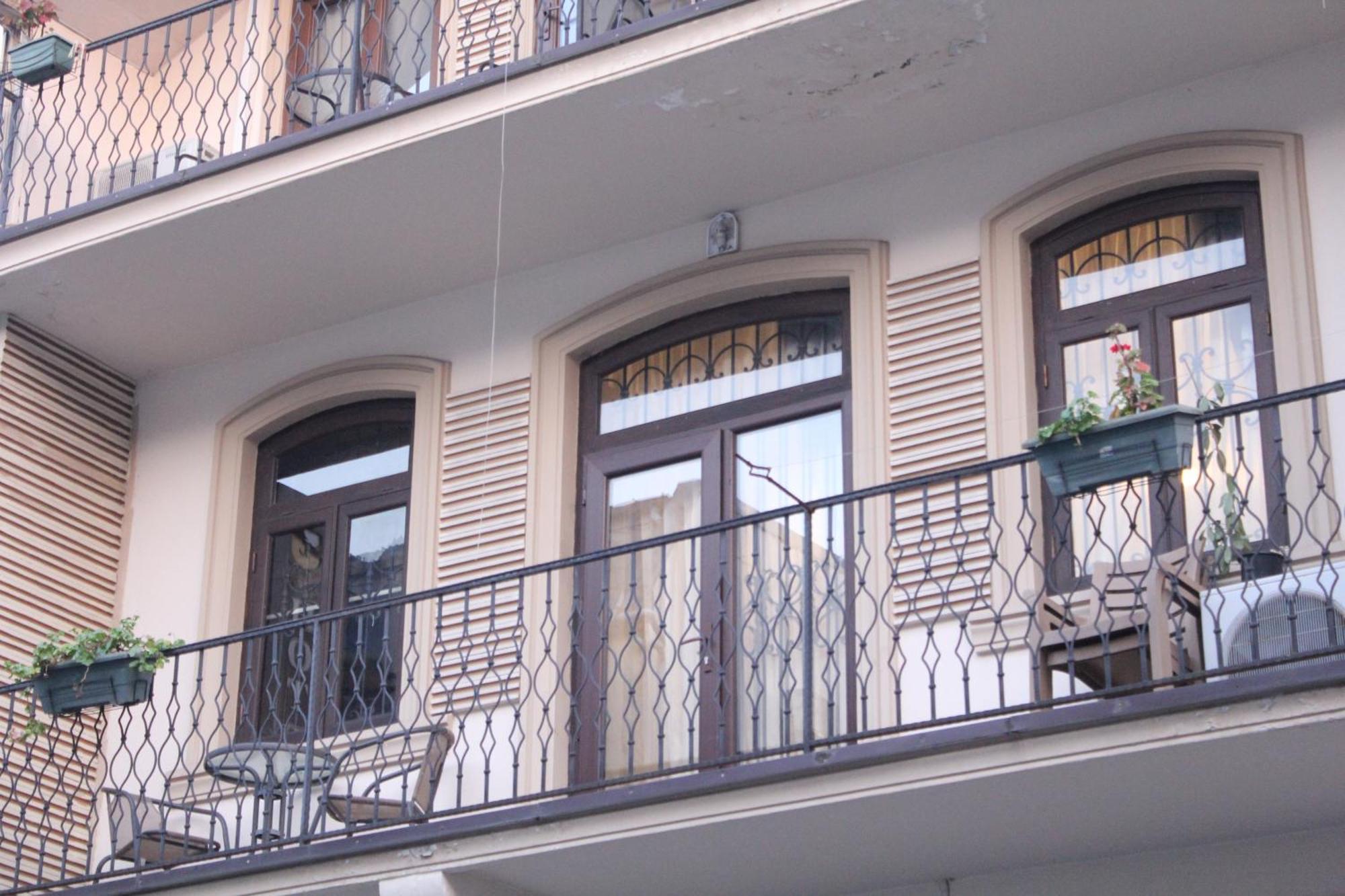 Luxor Gardens Hotel Batumi Exterior foto