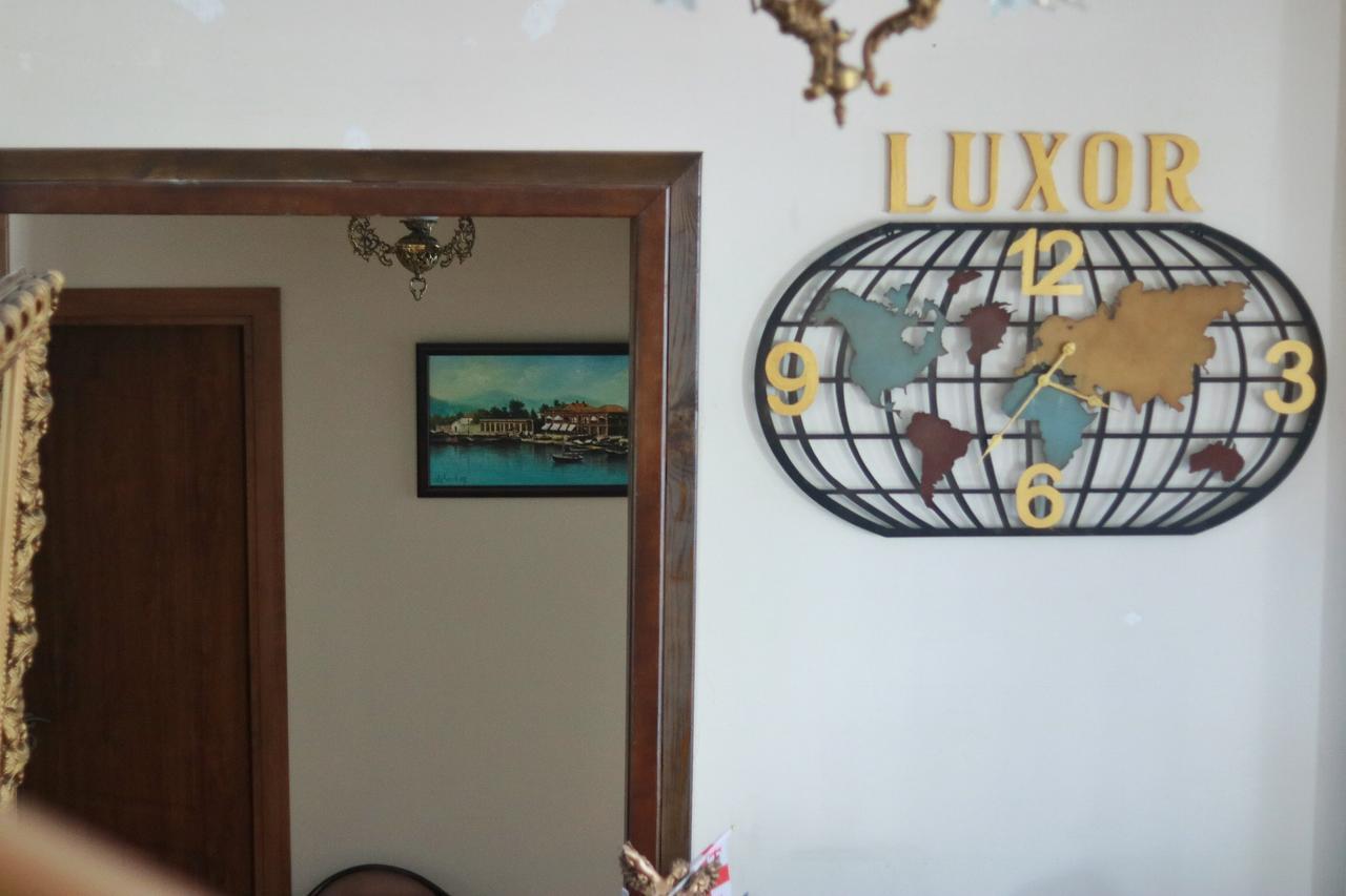 Luxor Gardens Hotel Batumi Exterior foto